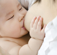婴儿喂奶时间表,宝宝喂奶时间表,0到1岁婴儿喂奶