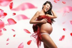 为什么孕期孕妇容易贫血？孕妇补铁该注意些什